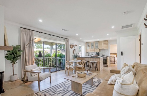 Napa Condo | Modern Golf View Escape: King Bed Balcony Pool