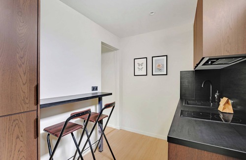 Meudon-la-Foret Apartment | Modern "green Suites" Residence - Meudon/velizy