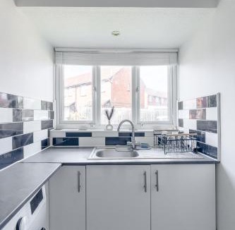 Thamesmead Apartment | Modern Greenwich Townhouse