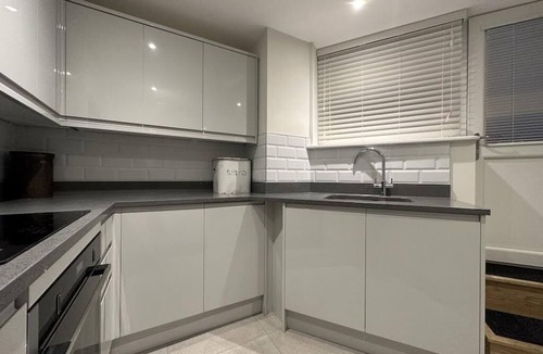 Midsomer Norton Apartment | Modern Ground Floor Apartment