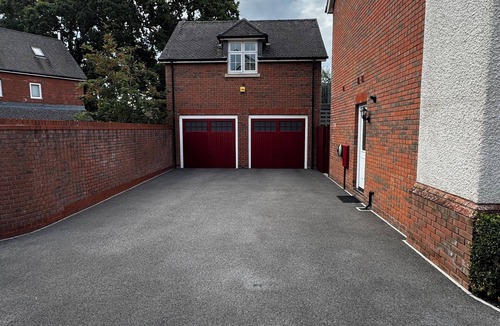 Bishops Cannings Apartment | Modern Guest House in Devizes Quiet and Pleasant Location