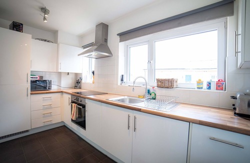 Hatfield Apartment | Modern Hatfield|2 Bed|Up To 30% Off