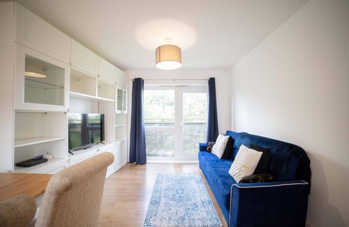 Hatfield Apartment | Modern Hatfield|2 Bed|Up To 30% Off