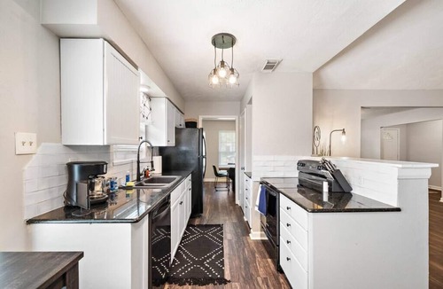 Southbelt/Ellington House | Modern Haven | Fenced Yard, Patio & Parking!