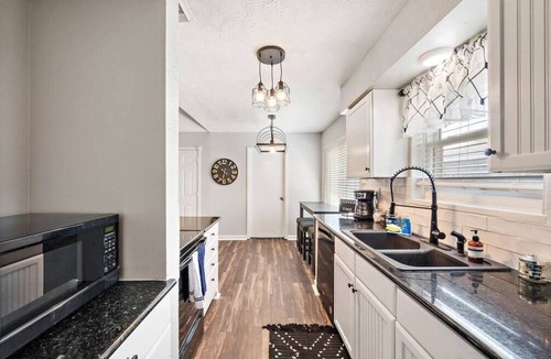 Southbelt/Ellington House | Modern Haven | Fenced Yard, Patio & Parking!