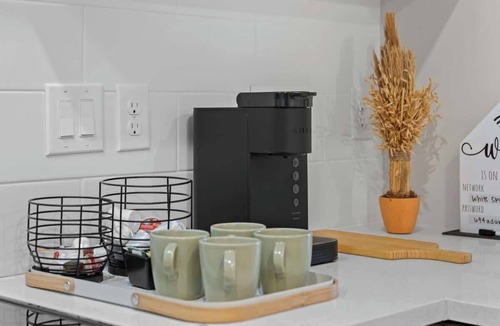The Gulch Apartment | Modern Haven | Walk 2 Gulch & Broadway