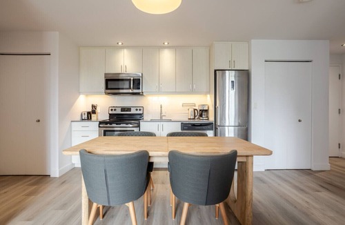 Cite Multimedia Apartment | Modern Heritage Stay | Upscale 2BR in Old Port