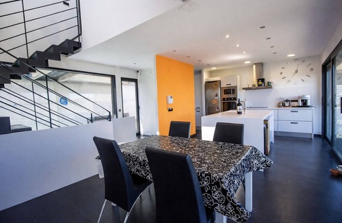 Costa Cunit Villa | Modern Hilltop Haven w/private pool 7km to beach!