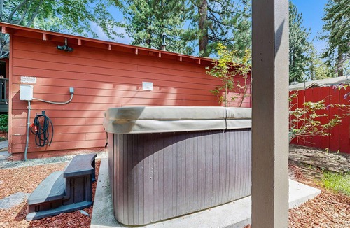 Lakeside Park Cabin | Modern Hideaway with Hot Tub & Firepit - Walk to Beach & Heavenly Village