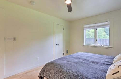 Parksville House | Modern Hideaway with Deck and State Forest Access