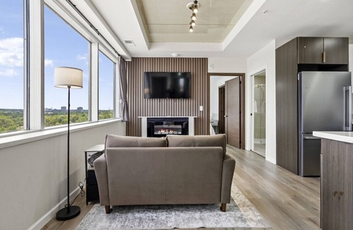 Tulsa Apartment | Modern High-Rise Apartment - 4
