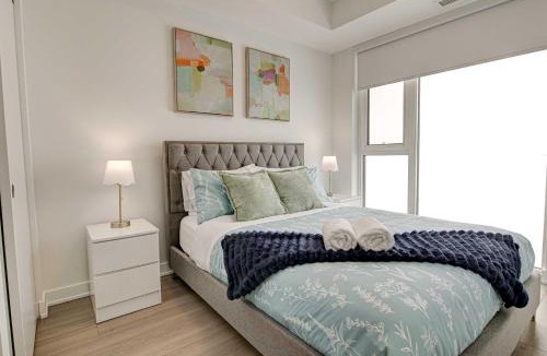 Kitchener House | Modern High-Rise Condo w City Views & Balcony