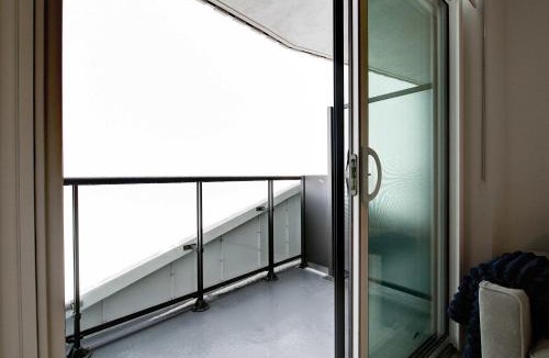 Kitchener House | Modern High-Rise Condo w City Views & Balcony