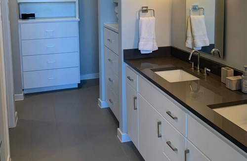 Hudson Bend Condo | Modern Hill Country Oasis with panoramic views of Lake Travis