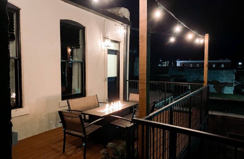 Council Grove Apartment | Modern, Historic Downtown Loft