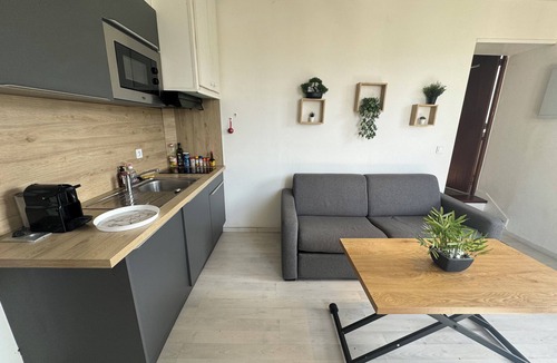 La Chapelle-en-Serval Apartment | Modern house CDG Astérix JO