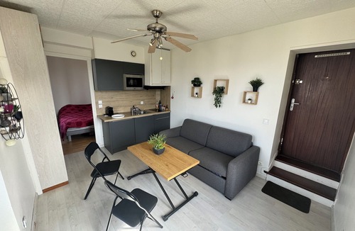 La Chapelle-en-Serval Apartment | Modern house CDG Asterix JO
