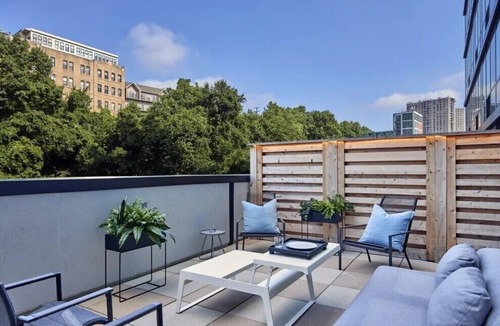 Hoboken Apartment | Modern Hoboken Apartment, Manhattan Views, Rooftop Pool, Free NYC Shuttle