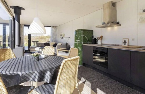 Sillerslev House | Modern holiday home by Limfjord