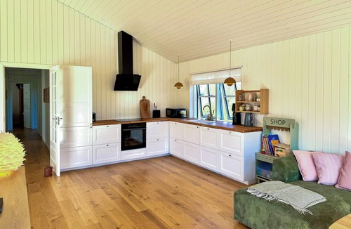 Gedesby House | Modern holiday home at Gedesby Beach