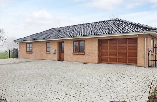 Harpelunde House | Modern Holiday Home in Harpelunde Lolland With Whirlpool