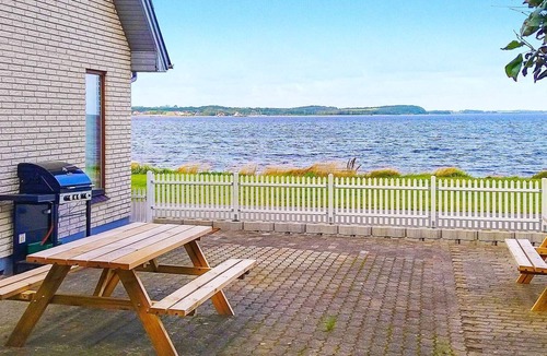 Hvalpsund House | Modern Holiday Home in Farsø with Terrace