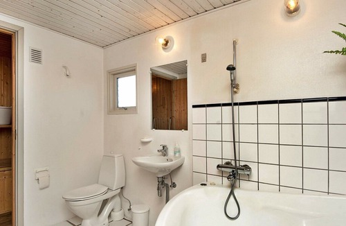 Henne Strand House | Modern Holiday Home in Henne with Sauna