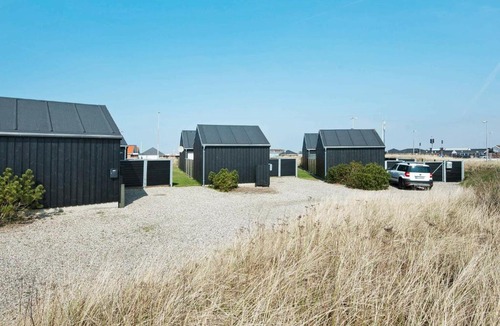 Lakolk House | Modern Holiday Home in R m with Terrace