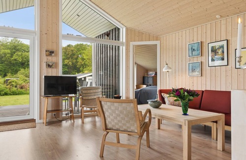 Haarby House | Modern holiday home near beach and nature Helnaes