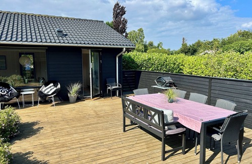 Stege House | Modern holiday home steps away from beautiful beach