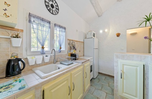 Lambesc House | Modern holiday home with private pool