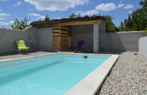 Pradons House | Modern holiday home with heated pool