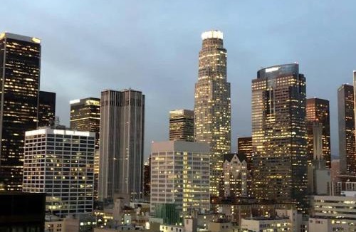 Hollywood Apartment | Modern Hollywood Apt with Pool Spa & Great Views
