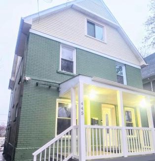 Downtown Niagara Falls Apartment | Modern Home 5-minute Walk 2 Falls, Winter Getaway!