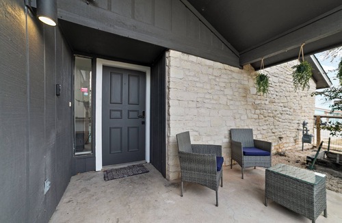 Pleasant Valley House | Modern Home 7 Min from Downtown