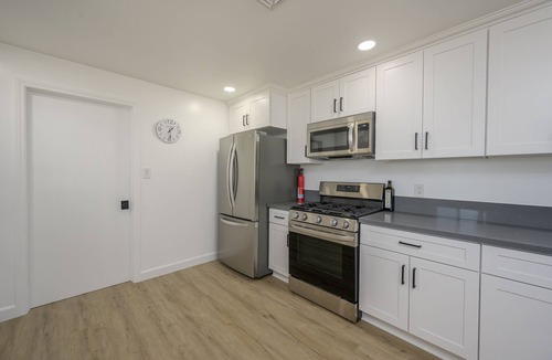 Bullhead City House | Modern Home close to river