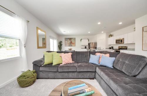 Northside House | Modern Home, Comfort, Close to Everything
