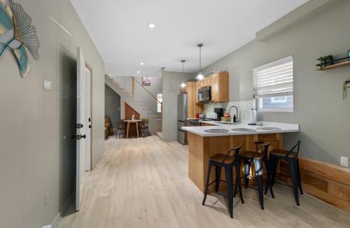 Lake Placid House | Modern Home &Cozy