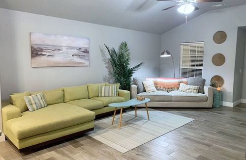 Carl Junction House | MODERN HOME - firepit & fenced in backyard!