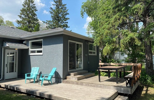 Tuxedo House | Modern Home In Central River Heights