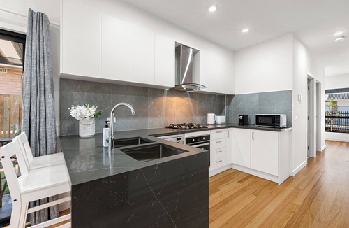 Fawkner House | Modern home in Fawkner