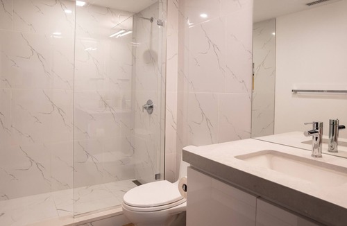 East Cambridge House | Modern Home in Kendall/MIT near T, close to Boston & Harvard