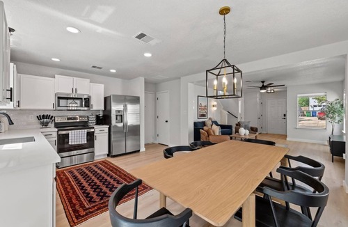 Maverick Creek House | Modern Home near UTSA and Six Flags