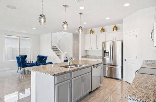 Glendale House | Modern home - Pool - State Farm - Westgate - Camelback Ranch Spring Training