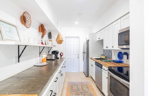 Bay Harbor Islands Apartment | Modern Home Near Beach & Bal Harbour Shops