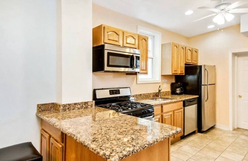 Passyunk Square Apartment | Modern Home w. Deck in Passyunk Square