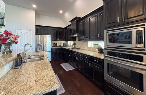 Little Elm House | Modern Home w/Office: Near Parks, Lake & Golf!