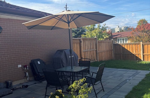 Golfdale Gardens House | Modern home with 3BR near Scarborough Golf Club