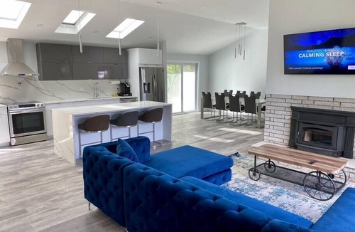 Hamden House | Modern home with a private Heated pool and jacuzzi