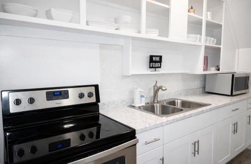 Danielson Apartment | Modern home with Game Room